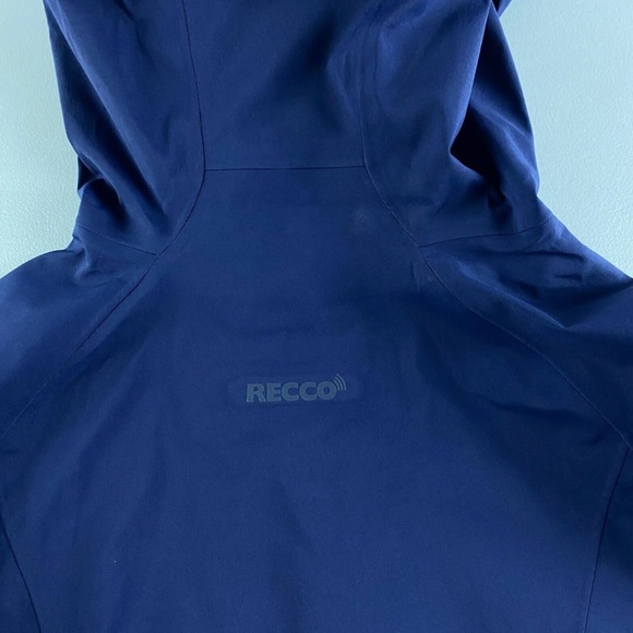 Women’s Patagonia Untracked Hard Shell Jacket - Picture 5 of 11